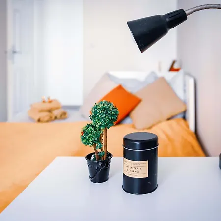 Malasits 2 Private With Shared Bathroom